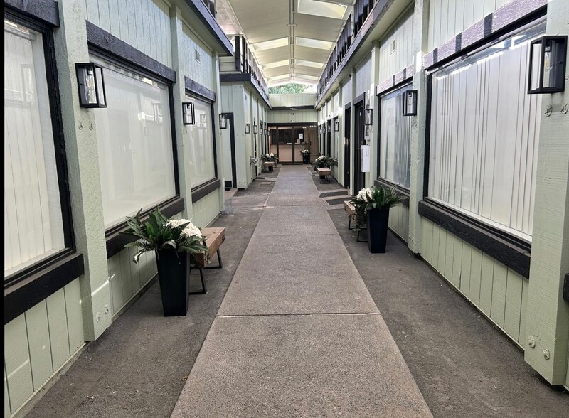 More Photos Of 2750 G St, Merced Office For Lease