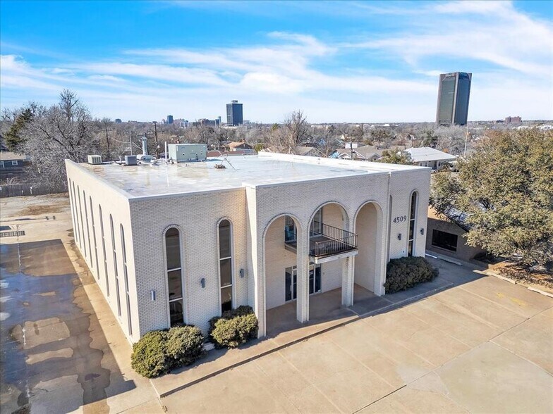 Primary Photo Of 4509 N Classen Blvd, Oklahoma City Office For Lease