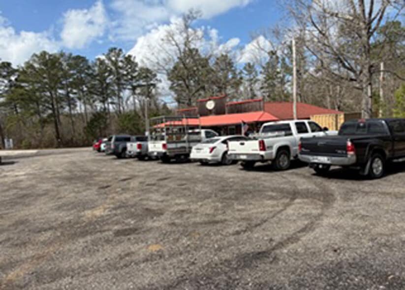 More Photos Of 10371 Columbia Hwy, Leesville Industrial For Sale