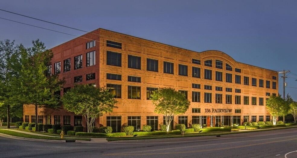More Photos Of 136 Fairview Rd, Mooresville Medical For Lease