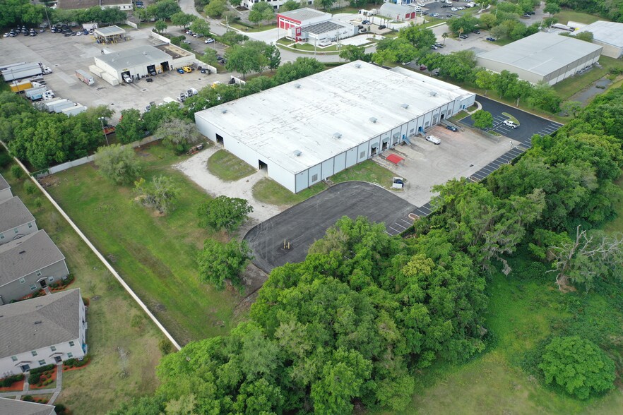 Primary Photo Of 3851 Center Loop, Orlando Warehouse For Lease