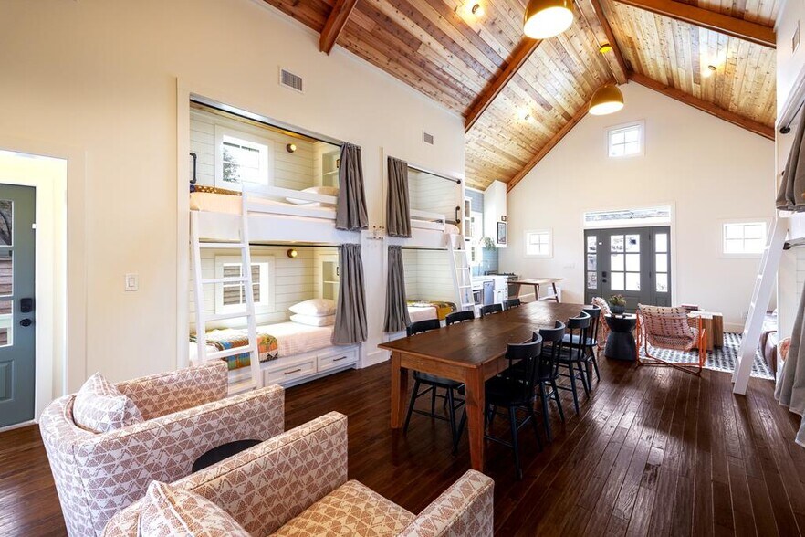 More Photos Of 632-636 High St, Comfort General Retail For Sale