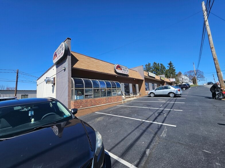 More Photos Of 191-197 Nazareth Pike, Bethlehem Storefront For Lease
