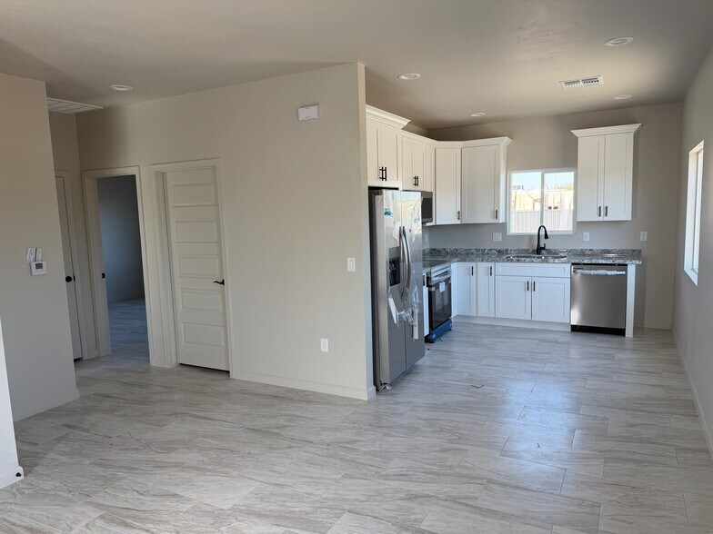More Photos Of 3902 E Fairmount St, Tucson Apartments For Sale