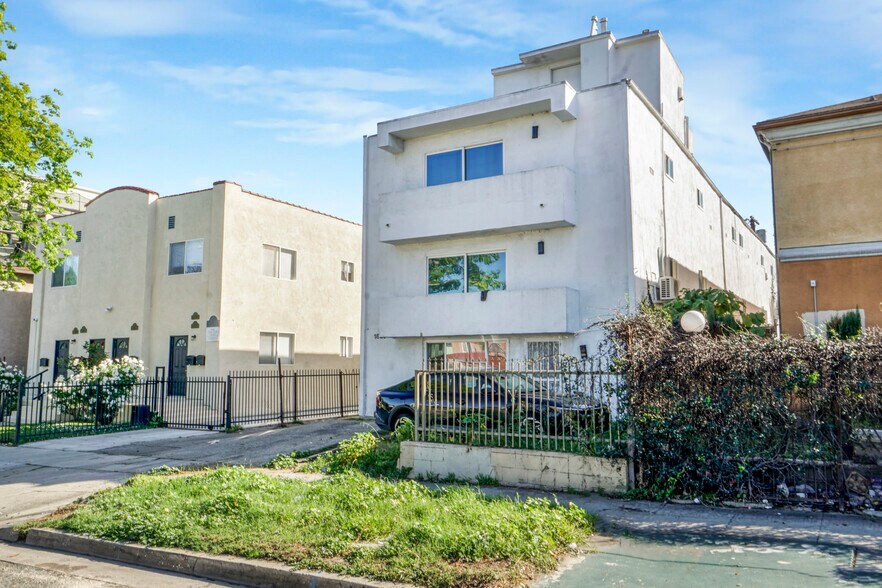 More Photos Of 1820 S La Brea Ave, Los Angeles Apartments For Sale