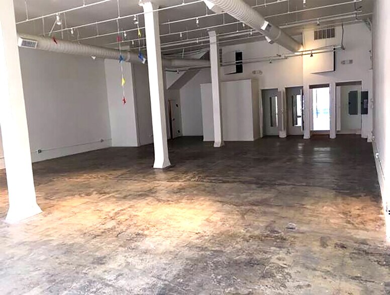 More Photos Of 2111 W Sunset Blvd, Los Angeles Storefront Retail Office For Lease