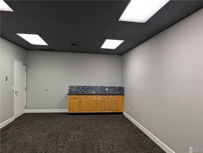 More Photos Of 635 W Main St, Merced Office For Sale