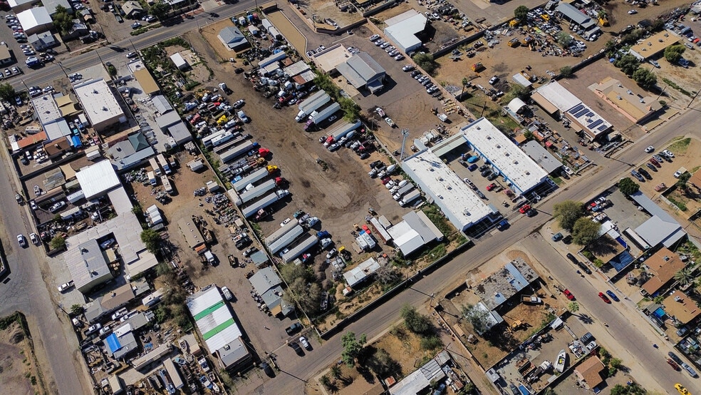 More Photos Of 5732 W Maryland Ave, Glendale Truck Terminal For Sale