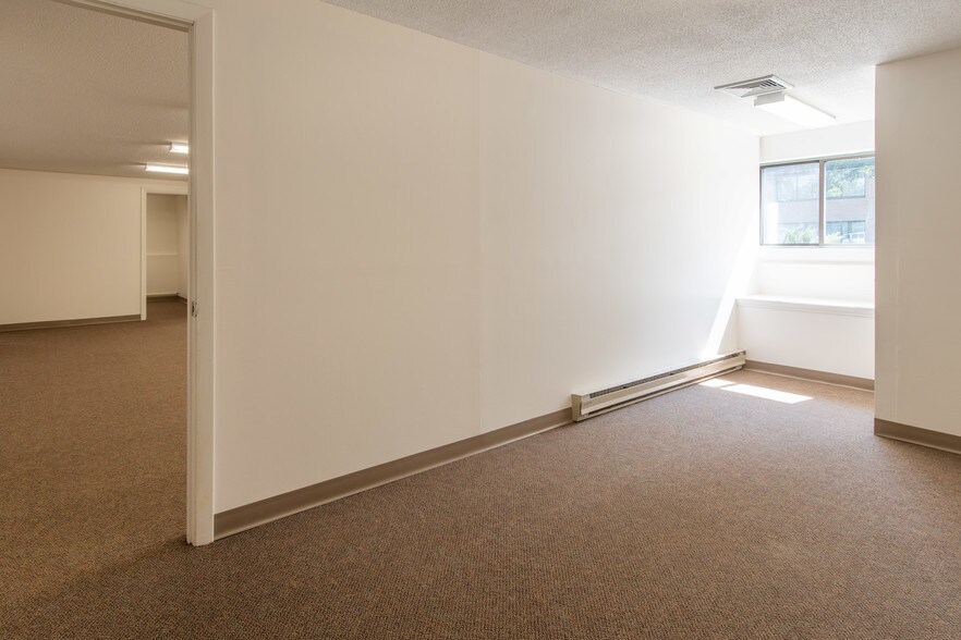 More Photos Of 155 Main Dunstable Rd, Nashua Medical For Lease