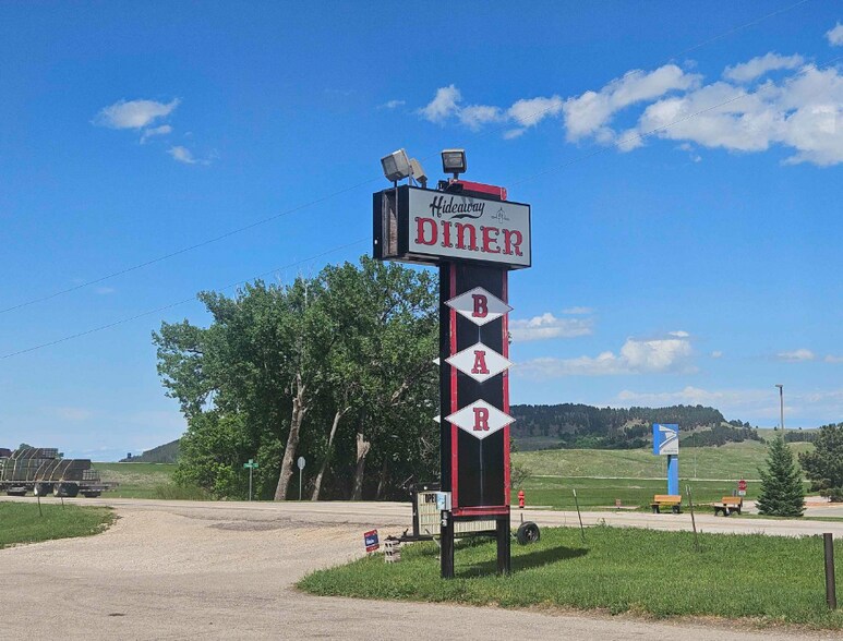 More Photos Of 1401 Laurel Ave, Whitewood Restaurant For Sale