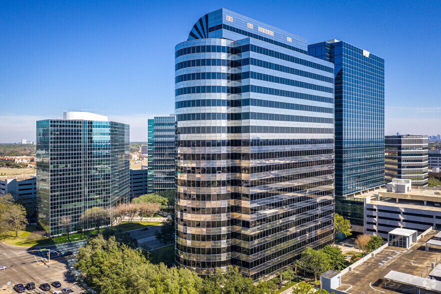 More Photos Of 10375 Richmond Ave, Houston Office For Sale