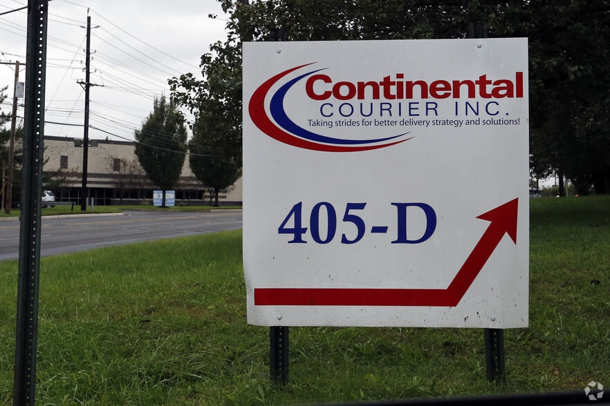 More Photos Of 405 Blair Rd, Avenel Warehouse For Lease