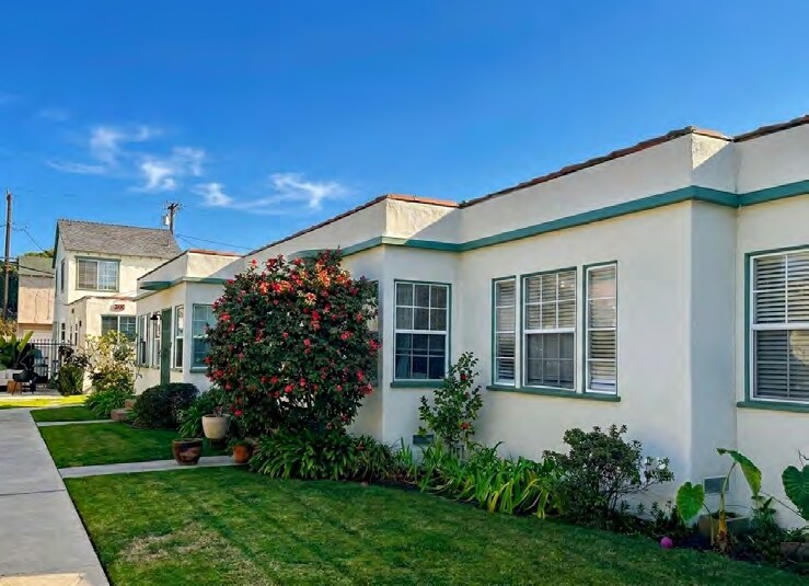 More Photos Of 2517 20th St, Santa Monica Apartments For Sale