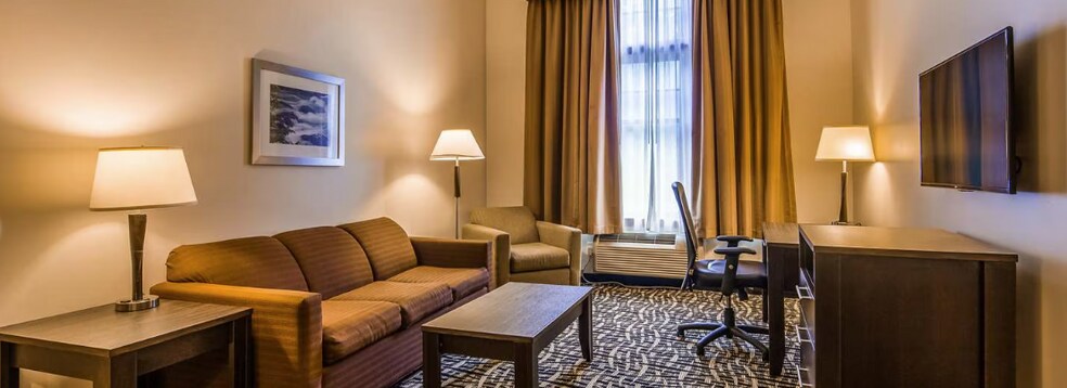 More Photos Of 50 Red Oaks Mill Rd, Poughkeepsie Hotel For Sale