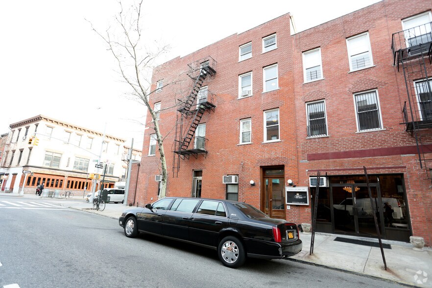 More Photos Of 321-323 Court St, Brooklyn Storefront Retail Residential For Lease