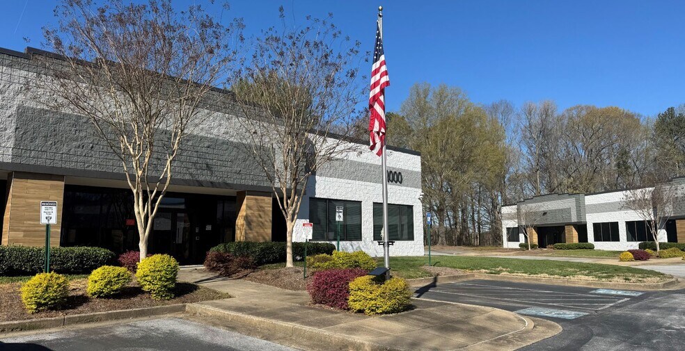 More Photos Of 3800 Camp Creek Pky SW, Atlanta Unknown For Lease