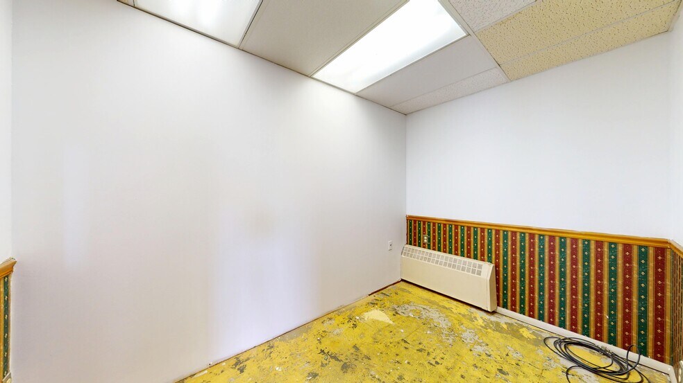 More Photos Of 152 Grant Ave, Vandergrift Storefront Retail Office For Lease