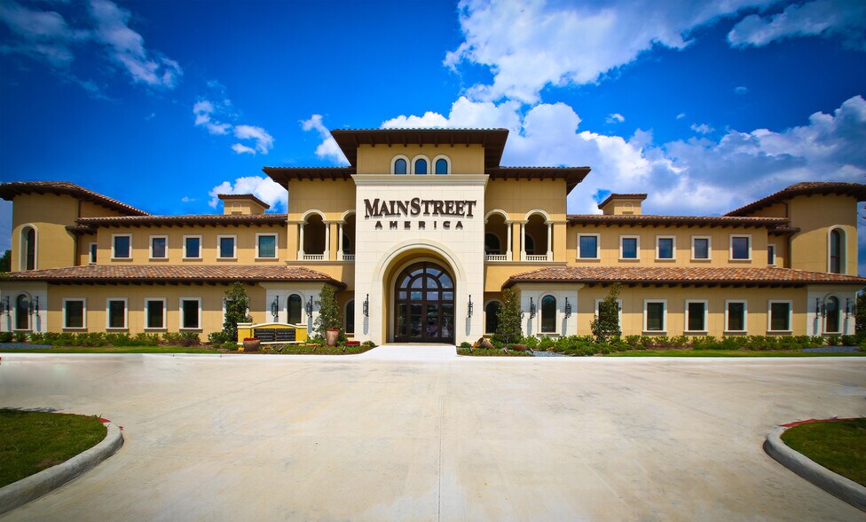 More Photos Of 18750 Interstate 45, Spring Unknown For Lease