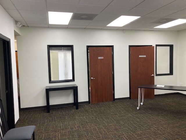 More Photos Of 5523 W Cypress St, Tampa Office For Sale