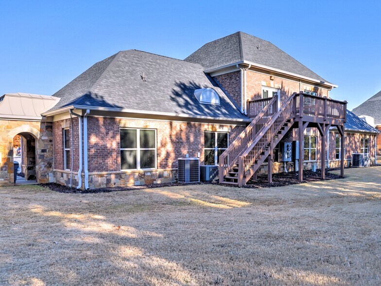 More Photos Of 2487 Cedarcrest Rd, Acworth Office For Lease