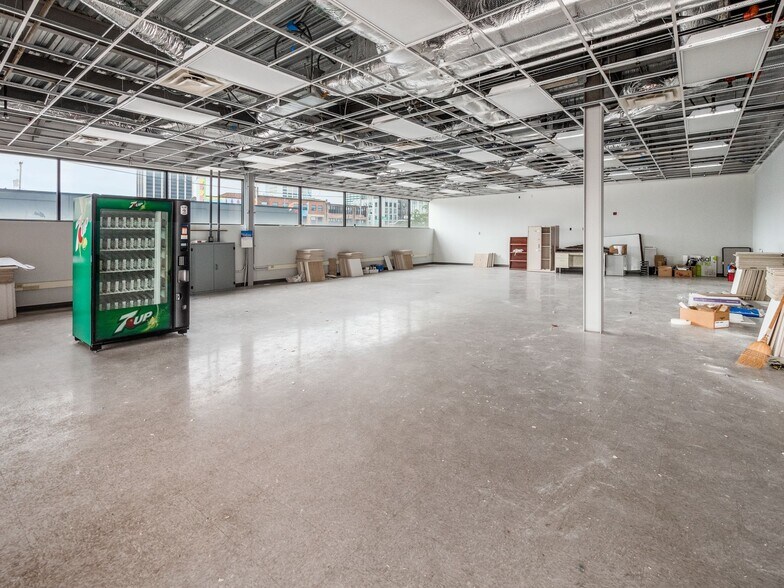 More Photos Of 195 N Grant Ave, Columbus Office For Sale