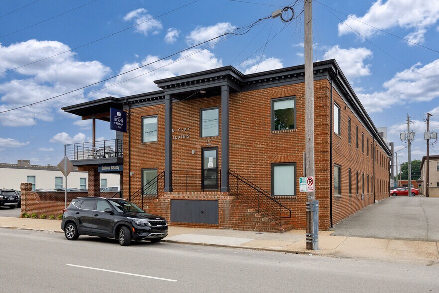 More Photos Of 3117 W Clay St, Richmond Loft Creative Space For Sale