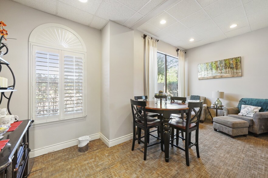 More Photos Of 21720 Highland Knolls Dr, Katy Freestanding For Sale