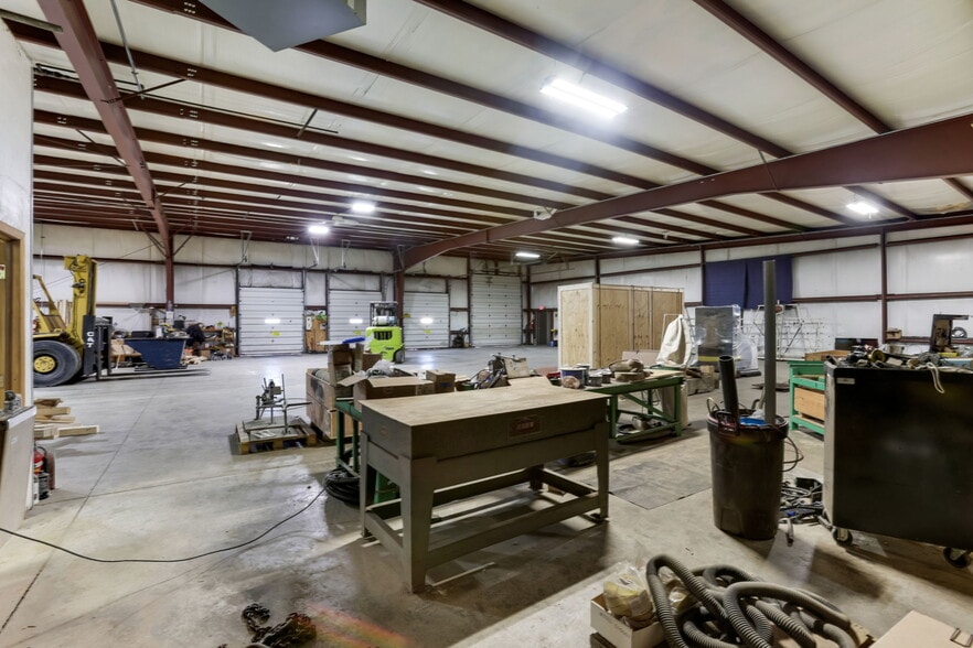 More Photos Of 2591 Harrison Rd, Columbus Warehouse For Sale