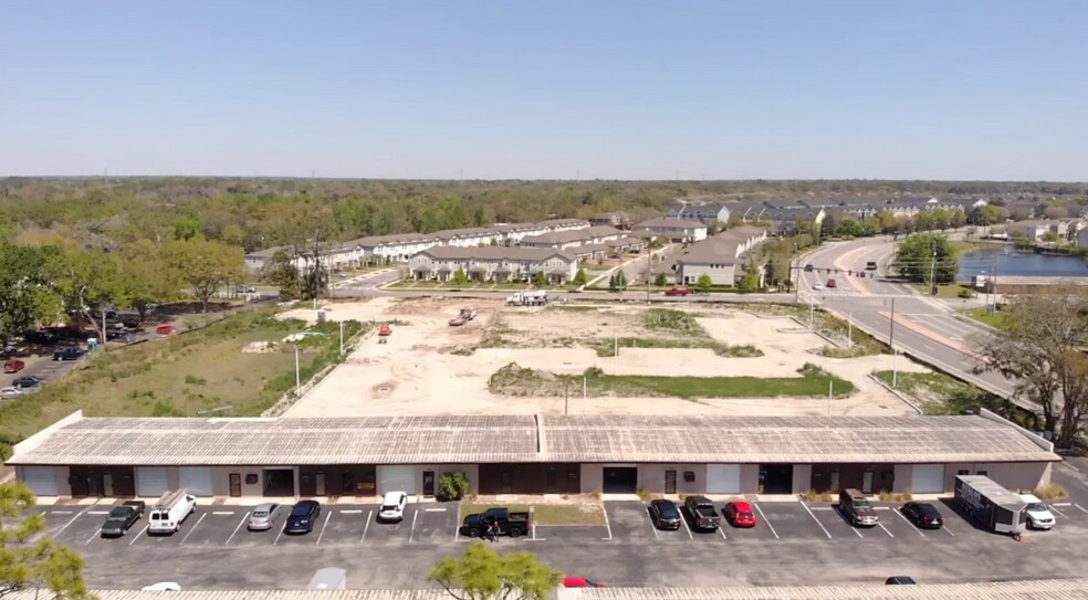 More Photos Of 1495 Seminola Blvd, Casselberry Warehouse For Lease