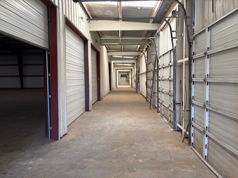 More Photos Of 551 York Rd, Blacksburg Warehouse For Sale
