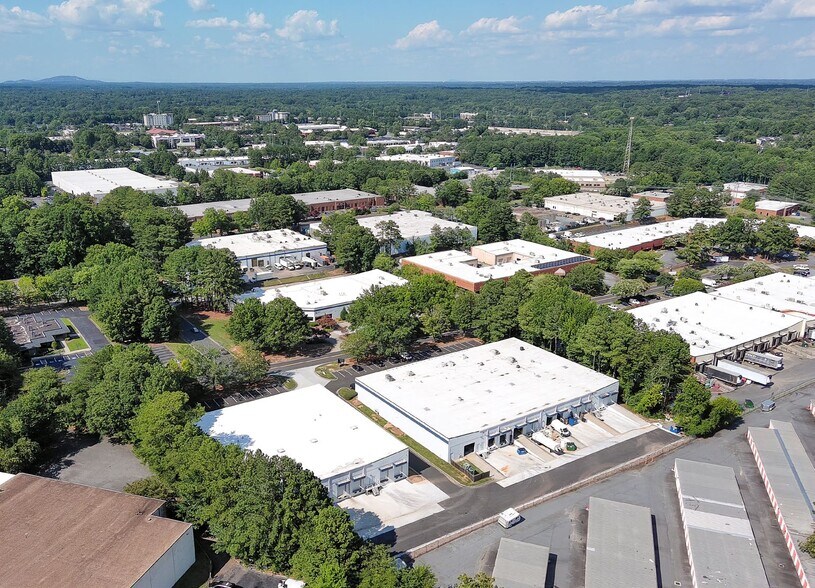 More Photos Of 1666 Enterprise Way SE, Marietta Distribution For Lease