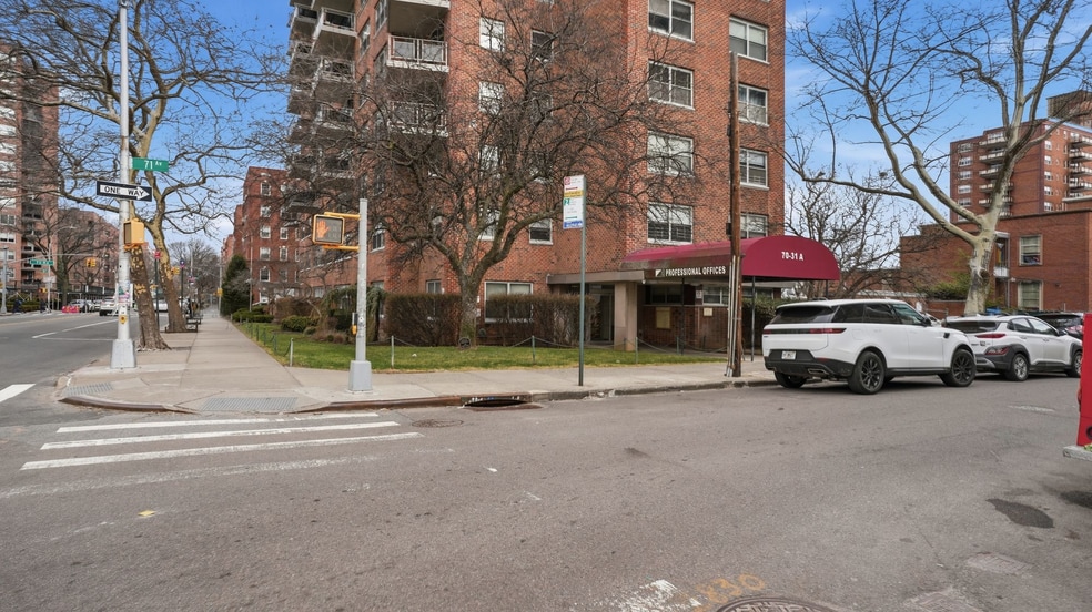 More Photos Of 7031 108th St, Forest Hills Apartments For Lease