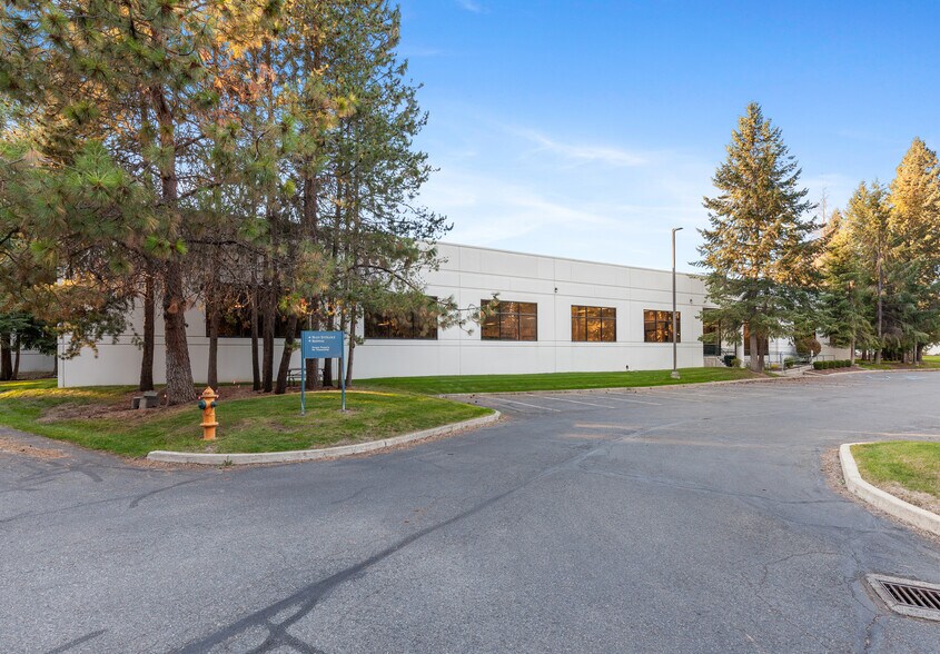 More Photos Of 600 W Wilbur Ave, Coeur d'Alene Manufacturing For Lease