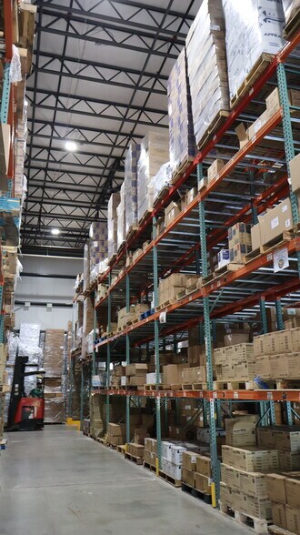 More Photos Of 1401 AIP Dr, Middletown Warehouse For Sale