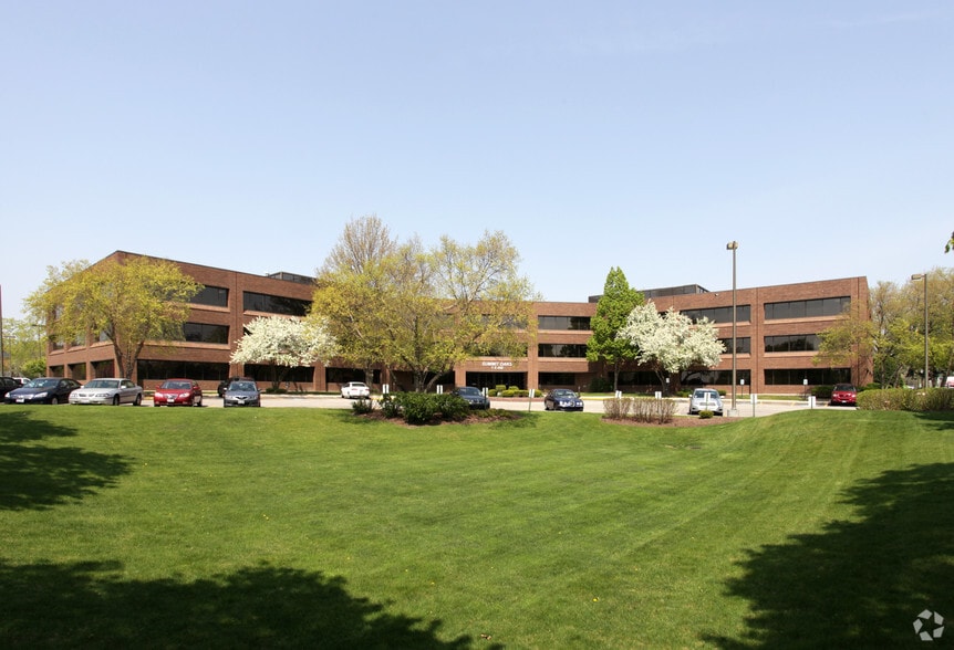 More Photos Of 1 S 450 Summit Ave, Oakbrook Terrace Office For Lease