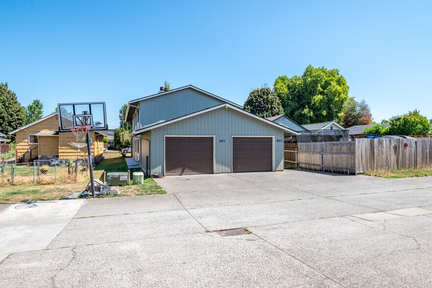 More Photos Of 823 8th Ave, Longview Multifamily For Sale