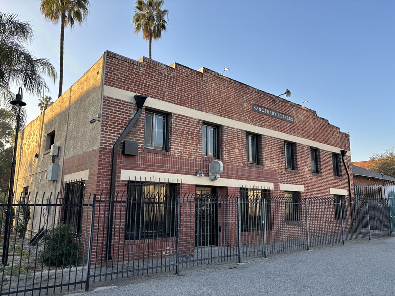 More Photos Of 182 S Raymond Ave, Pasadena Office For Lease