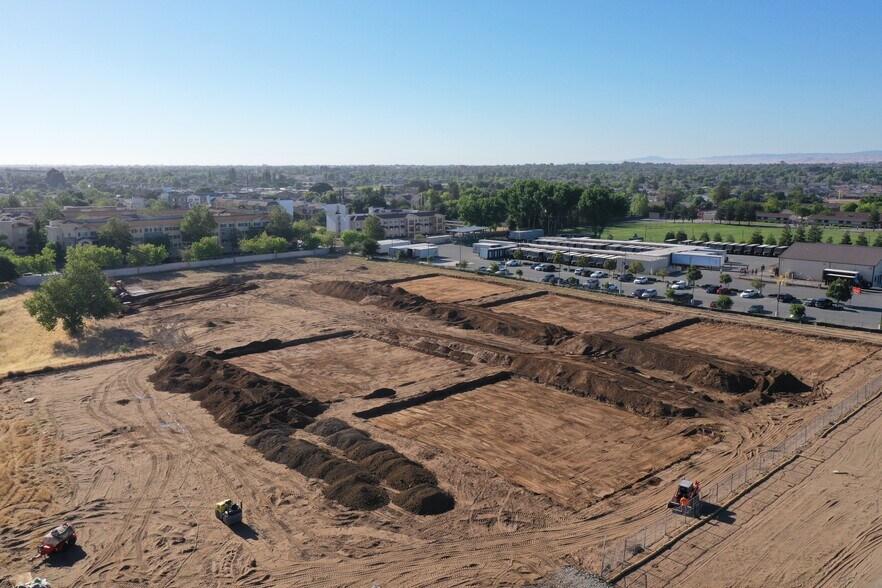 More Photos Of 5350 Live Oak Ave, Oakley Warehouse For Sale