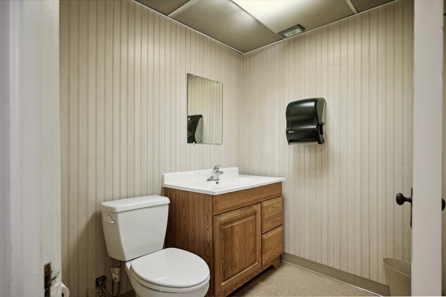 More Photos Of 725 Navarre Ave, Toledo Religious Facility For Sale