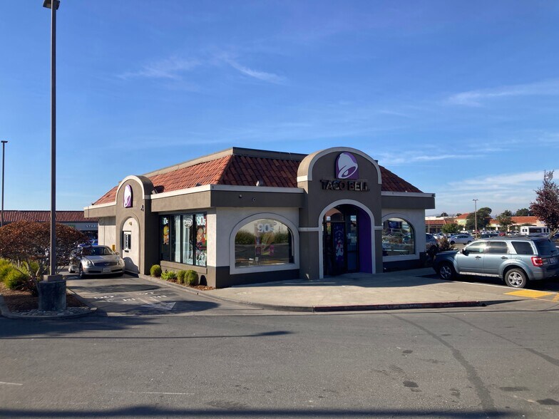 More Photos Of 20-800 San Pablo Towne Center, San Pablo Unknown For Lease
