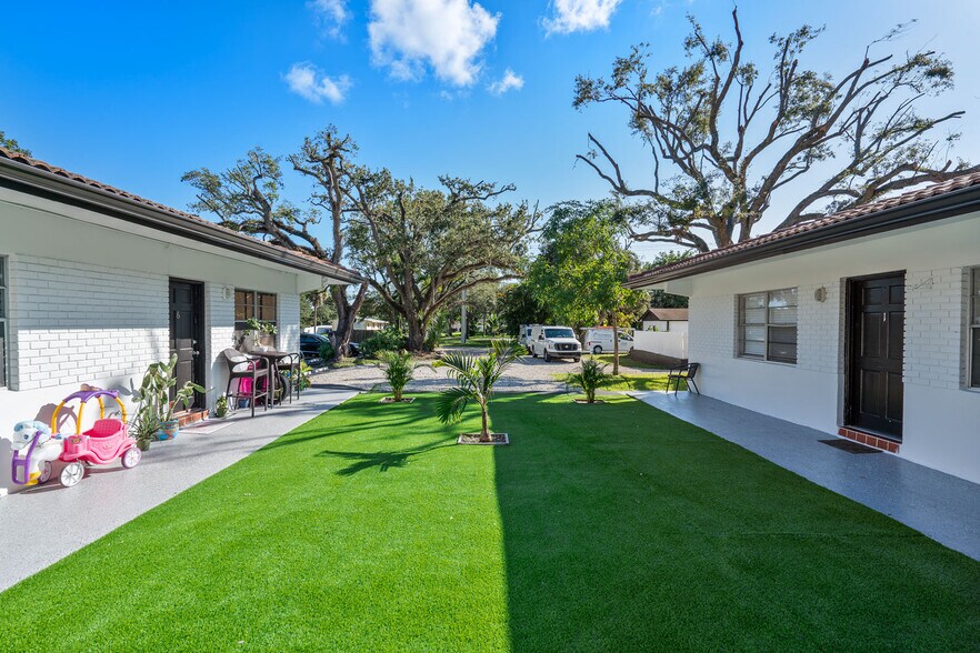 More Photos Of 3315-3331 SW 15th Ave, Fort Lauderdale Apartments For Sale