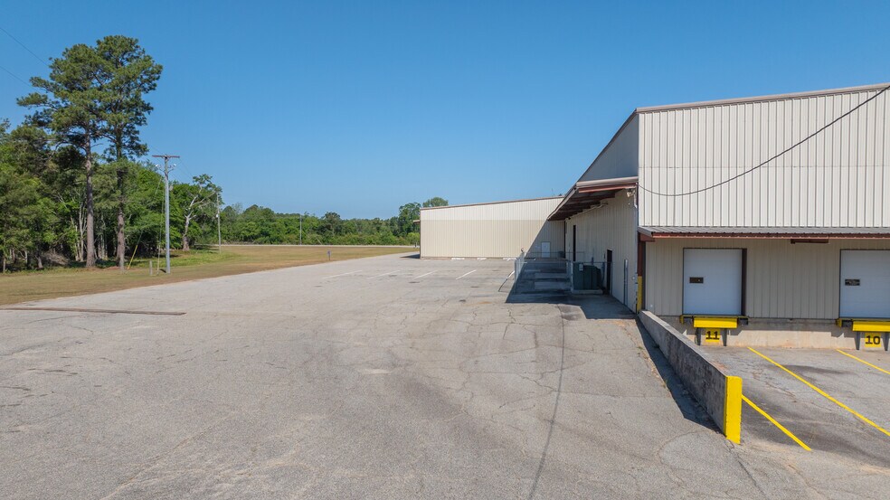 More Photos Of 2476 GA-76 Hwy, Adel Warehouse For Sale