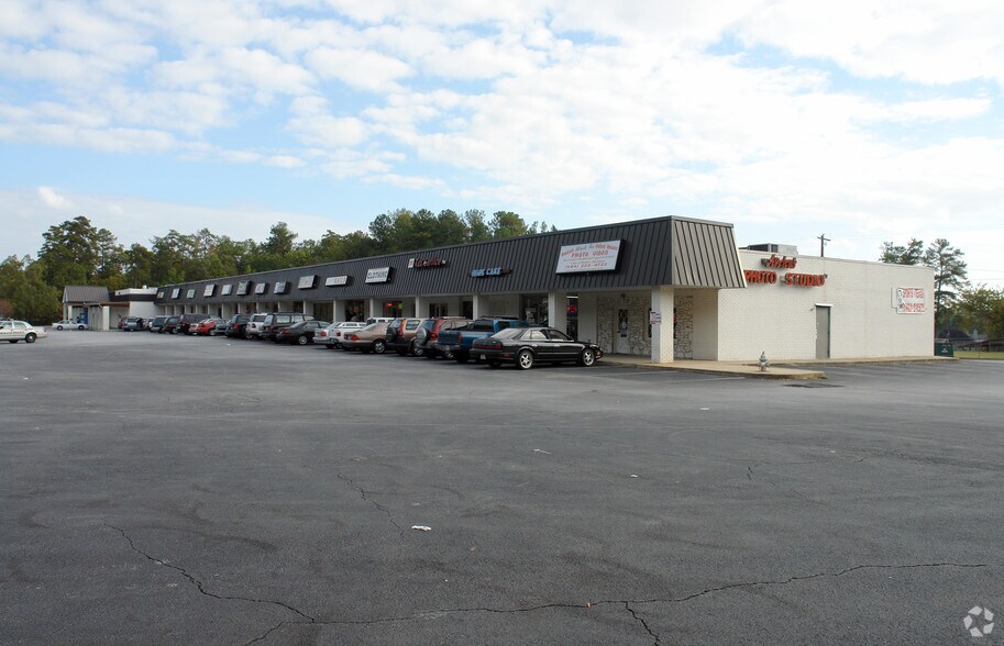 More Photos Of 2575 Snapfinger Rd, Decatur Storefront For Lease
