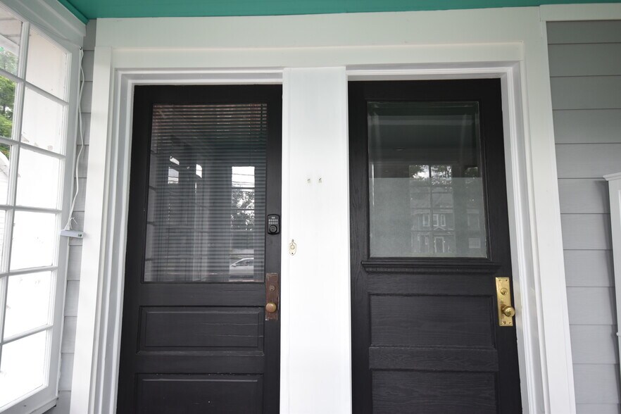 More Photos Of 309 White Horse Pike, Haddon Heights Office For Sale