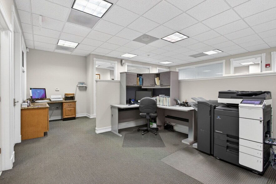 More Photos Of 5521 N University Dr, Coral Springs Office For Sale