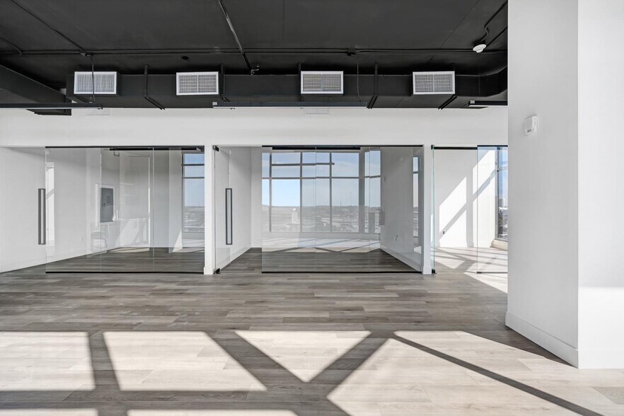 More Photos Of 800 N Federal Hwy, Hallandale Beach Office For Sale