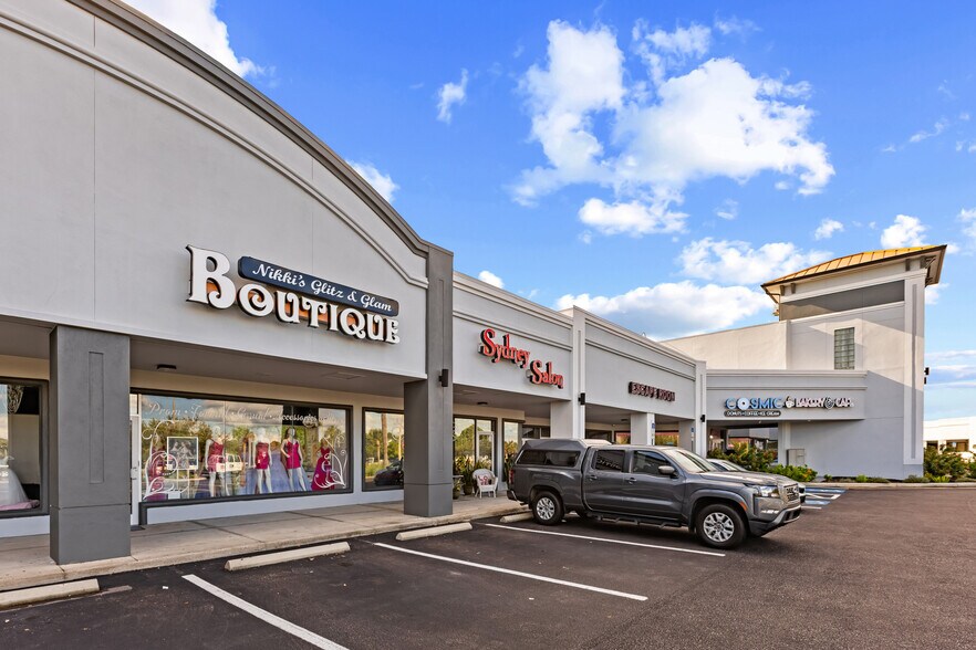 More Photos Of 34200-34340 US Highway 19, Palm Harbor Unknown For Lease