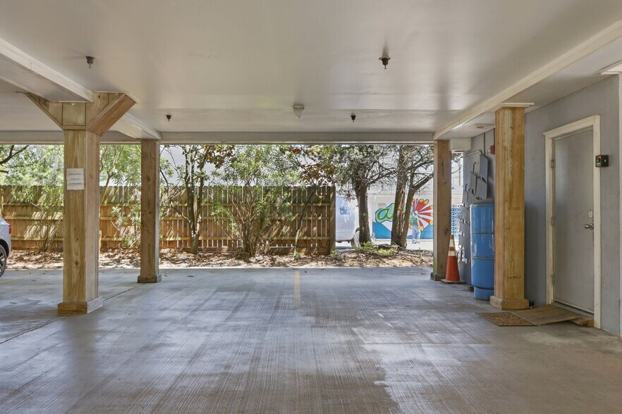More Photos Of 313 Cedar St, Beaufort Apartments For Sale