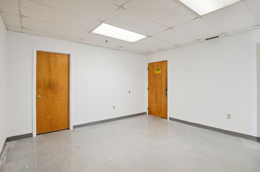 More Photos Of 201 Ruthar Dr, Newark Industrial For Sale