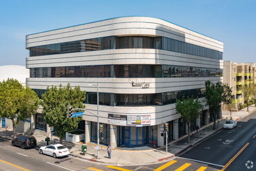 More Photos Of 3251 W 6th St, Los Angeles Office For Lease